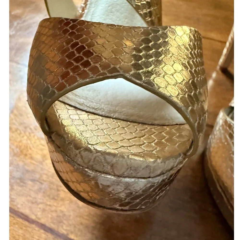 Michael Kors The Jet Set 6 Heels Women 7M Gold Snakeskin Stiletto Peep Toe